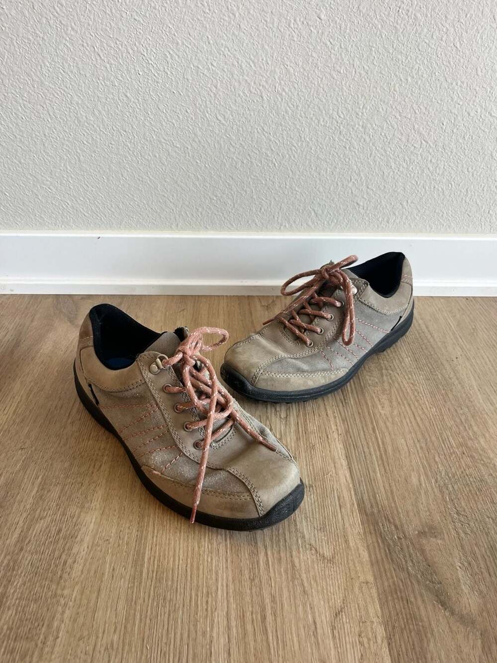 Hotter, Mist GTX Gore-Tex Walking/Hiking Shoes, Neutral Tan, Outdoorsy, 7